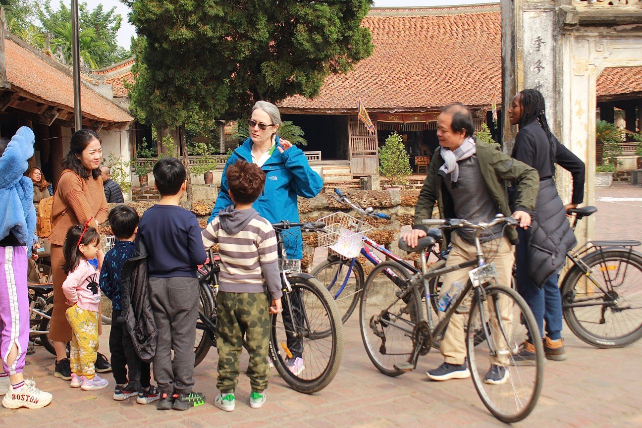 Hanoi Cycling Trip Duong Lam Ancient Village 1 Day